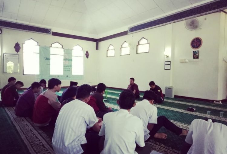 seni menggandakan diri